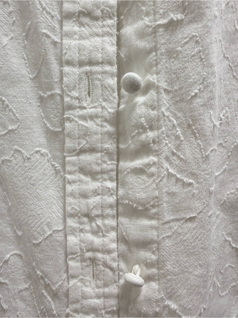 LC Lauren Conrad White Textured Button Front Top - Picture 4 of 7